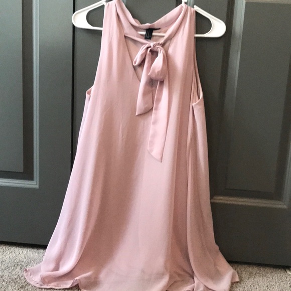 Forever 21 pale pink dress - Picture 2 of 6
